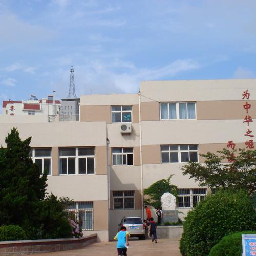 寧夏第三小學(xué)（報(bào)告廳嵌入式會(huì)議系統(tǒng)）